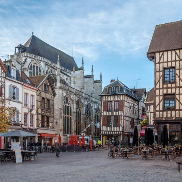 Appartement Cube Troyes Zewnętrze zdjęcie